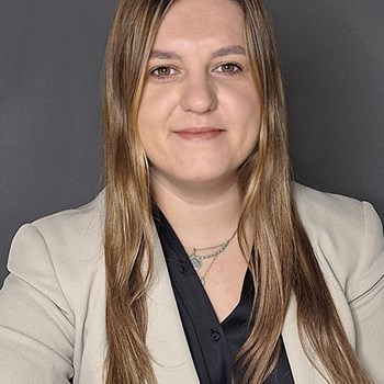 Diana Khomych Slyusar
